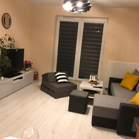 Aquasfera Apartment เรดา ภายนอก รูปภาพ